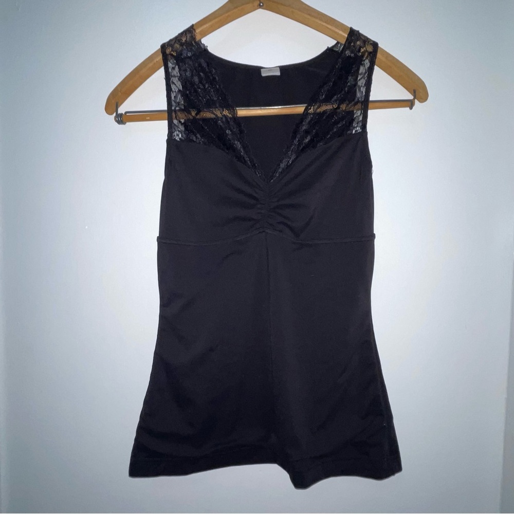 Jaclyn Smith Black Lace V-Neck Sleeveless Tank Top